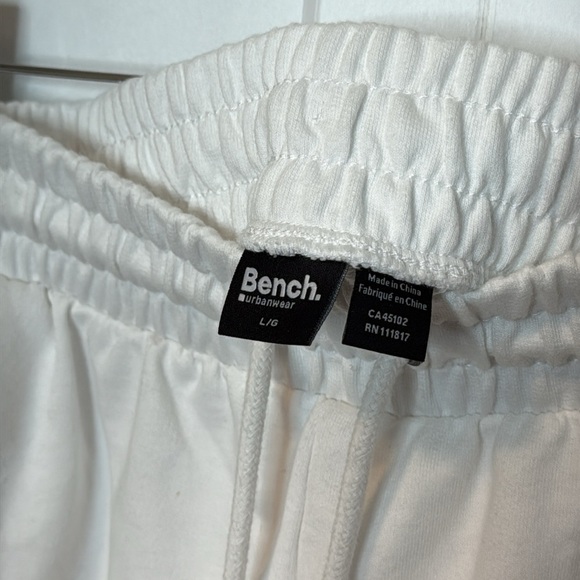 Bench Women's White Athletic Shorts with Rainbow Trim - Large - Picture 3 of 3